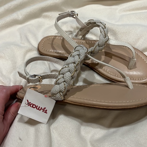 Draper James, braided pearl accent, size 7 sandal - Picture 5 of 6